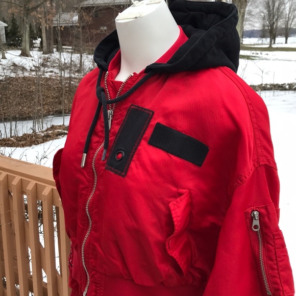 Only True Streetwear short bomber jacket XS-M - Picture 2 of 8